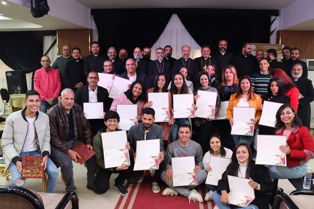 بطريرك الكاثوليك يكرم مجتازي الندوات التكوينية للجنة الأسقفية للتعليم المسيحي