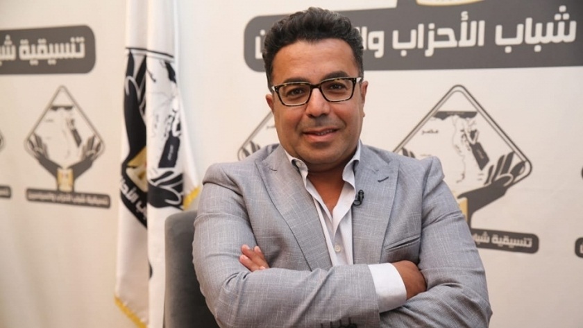 كتلة الحوار تطالب بطرد السفير الاسرائيلي من مصر وتعليق اتفاقية السلام

