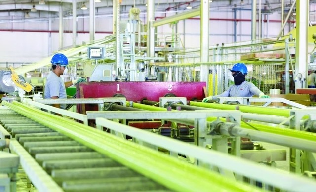 سلطنة عمان تحتفل بيوم الصناعة العُمانية  بشعار أتمتة المصانع والذكاء الصناعي