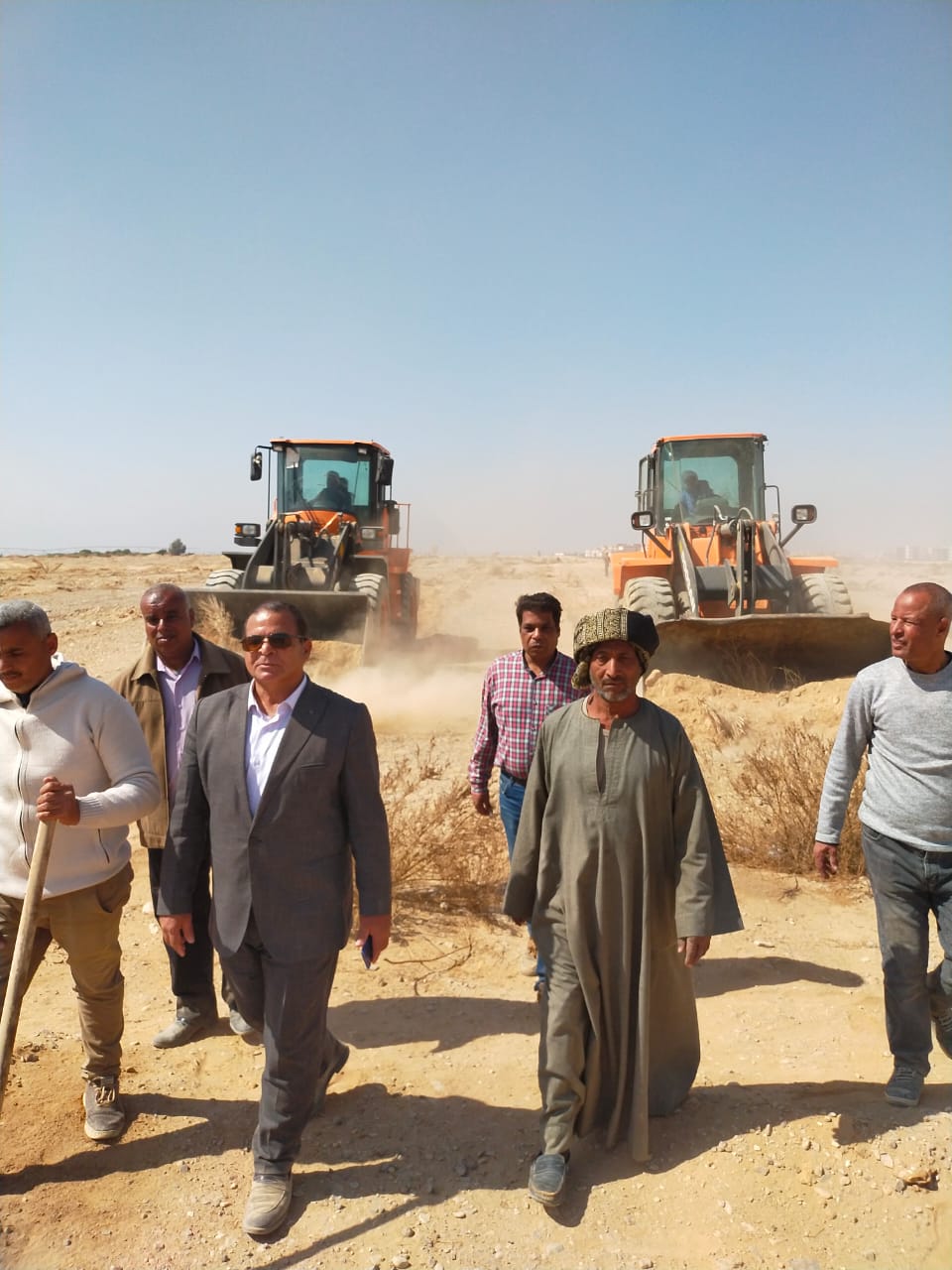 إزالة التعدي على ٢٠٠ فدان من أراضي أملاك الدولة بالأقصر 