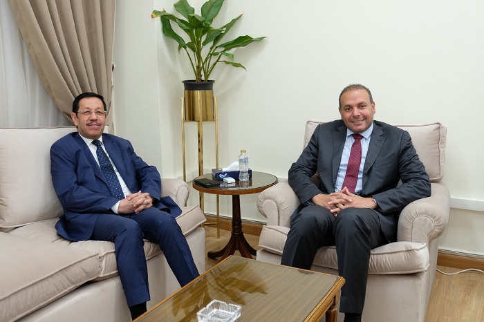 السفير خالد منزلاوي يبحث مع مندوب موريتانيا تطورات الأوضاع بالمنطقة العربية