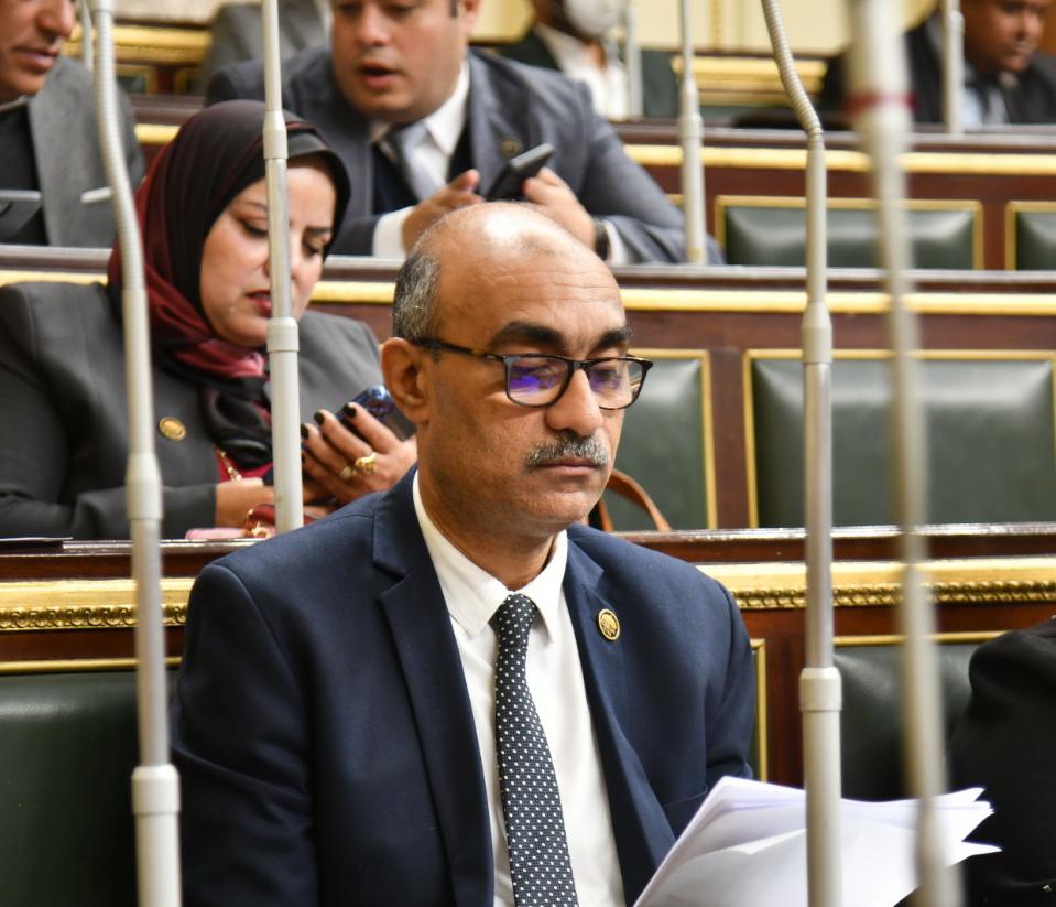 ايهاب منصور يعلق على تعديل قانون حماية المستهلك:  أي عقوبات بدون آليات تتحول إلى حبر على ورق