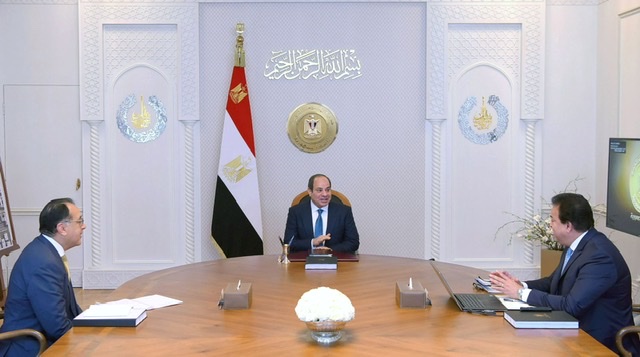 السيسي يشدد على استمرار تقديم أعلى مستويات الخدمة الطبية للمواطنين لغير القادرين