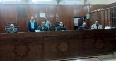 محكمة مصرية تقضى بإعدام 10 والمؤبد لـ 9 بتهمة الإتجار فى المخدرات

