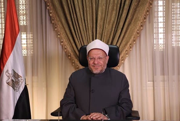 مفتي الجمهورية يعزي الكنيسة المصرية في ضحايا حادث دير القديس مرقس والأنبا صموئيل بجنوب أفريقيا