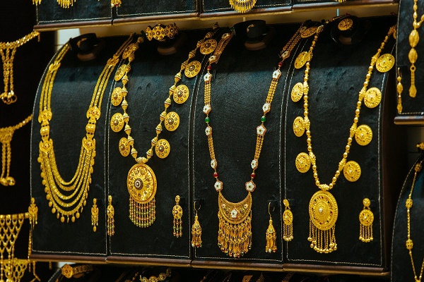 تراجع أسعار الذهب في مصر اليوم بحوالي 30 جنيهًا