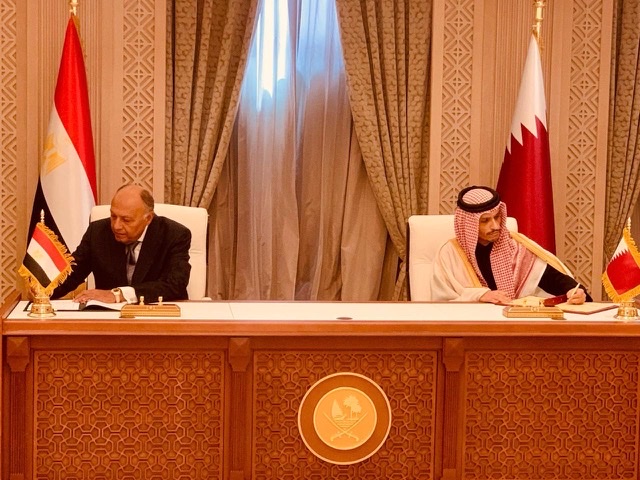 أبرزهم الاستثمار .. مصر وقطر توقعان 6 مذكرات تفاهم وتعاون