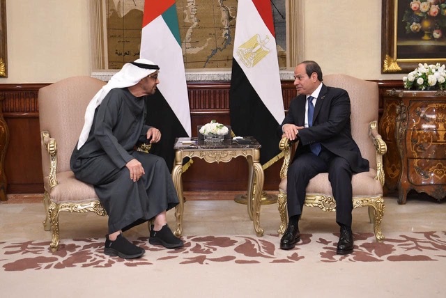 بالصور.. السيسي يستقبل بن زايد في لقاء أخوي لبحث الأوضاع الإقليمية و قطاع غزة
