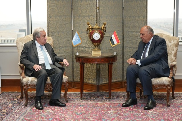 شكري و جوتيريش يؤكدان حتمية إنهاء المأساة الإنسانية للشعب الفلسطينى