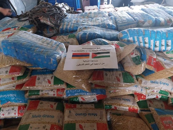 أرمينيا ترسل 30 طن مساعدات إنسانية لقطاع غزة