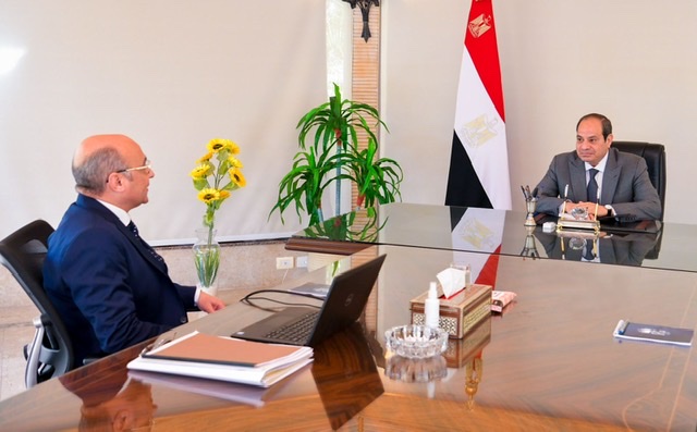 السيسي يلتقي وزير العدل ويوجه بمواصلة العمل المكثف لتطوير مدينة العدالة بالعاصمة الإدارية 