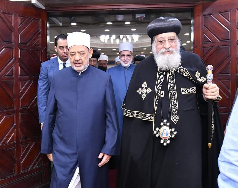 البابا تواضروس يهنئ شيخ الأزهر بعيد الفطر