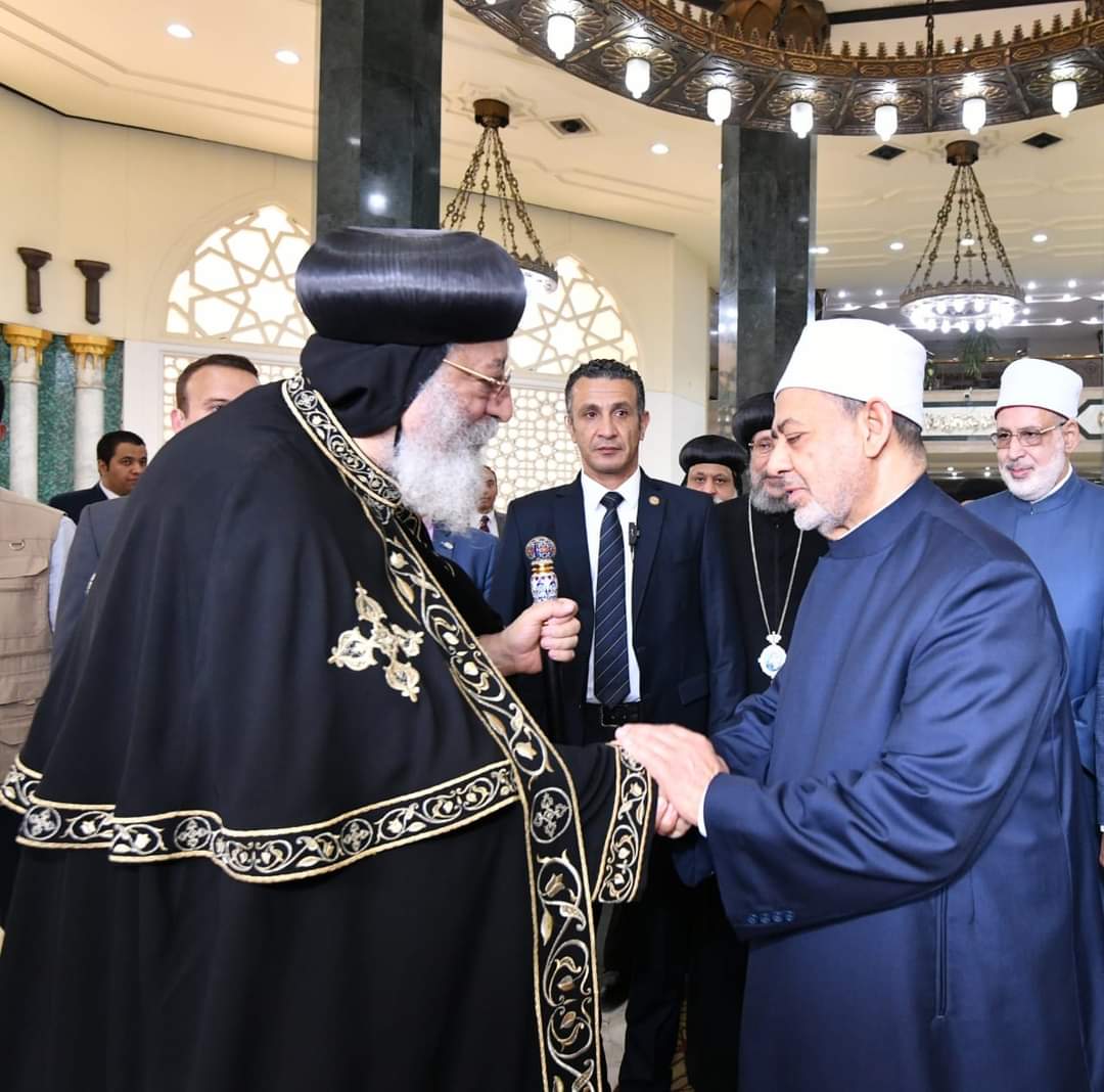 البابا تواضروس يهنئ شيخ الأزهر ومفتي الجمهورية ووزير الأوقاف بعيد الفطر