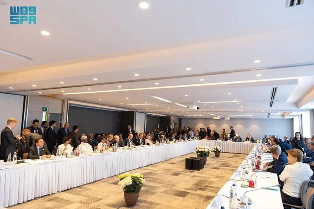 اجتماع عربي-أوروبي يطالب بوقف الحرب في غزة واحترام القانون الدولي