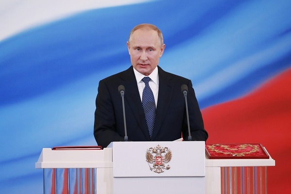 الرئيس الروسي عقب أداء اليمين الدستورية : سنتغلب معا على جميع العقبات ونحقق كل خططنا