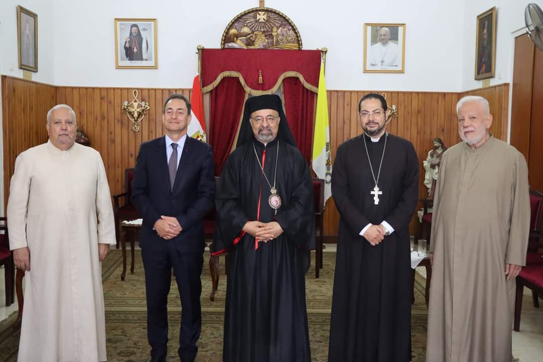 بطريرك الأقباط الكاثوليك يستقبل السفير الفرنسي بمصر 