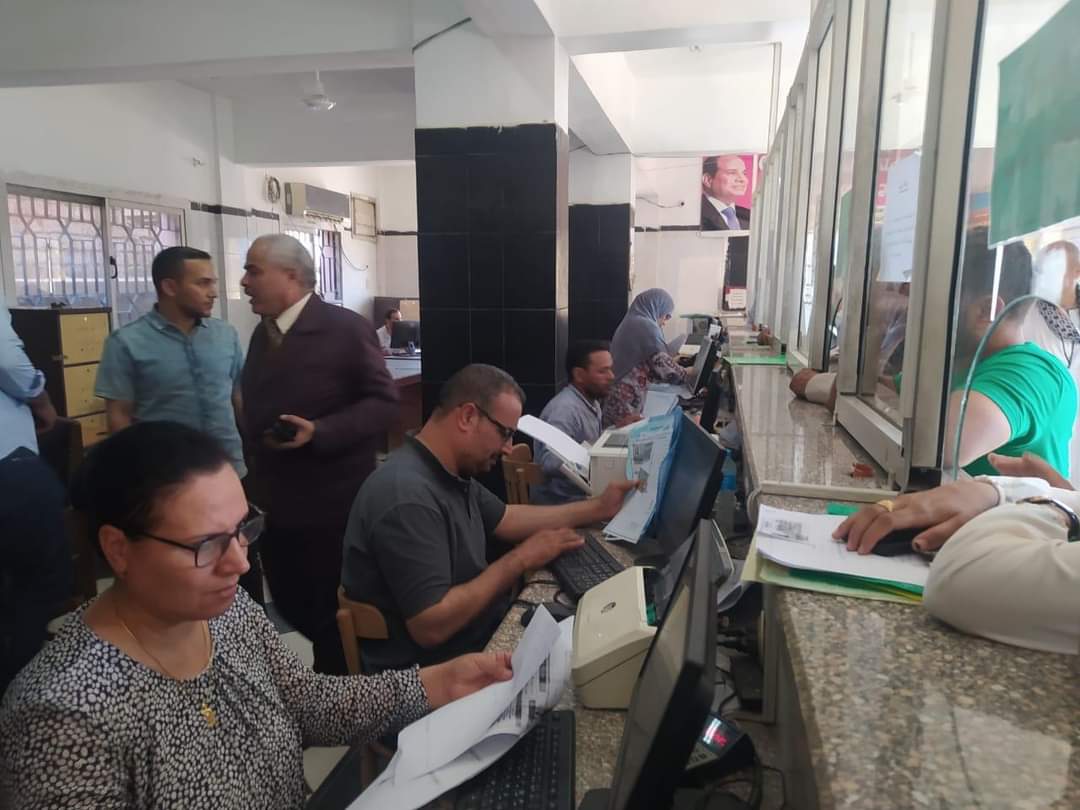 محافظ المنيا: المراكز التكنولوجية مستمرة فى تلقى طلبات المواطنين الراغبين فى التصالح على مخالفات البناء