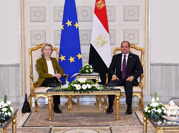 السيسي ورئيسة المفوضية الأوروبية يتفقان على ضرورة التوصل لحل شامل وعادل للقضية الفلسطينية 