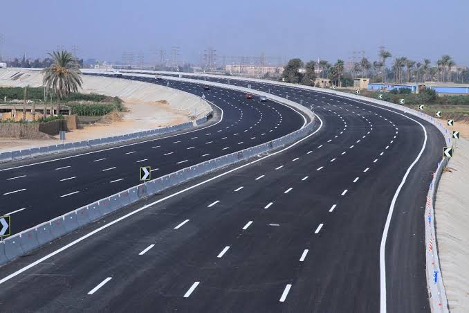 مصر تقفز 100 مركز فى الترتيب العالمى لمؤشر جودة الطرق لتحتل المركز 18 عالميا


