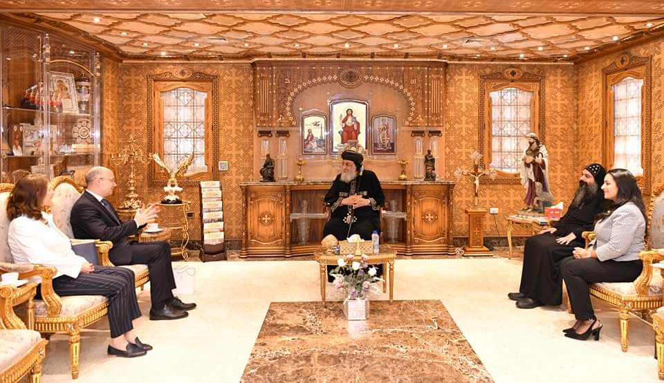 البابا تواضروس يستقبل السفير المجري بالمقر البابوي