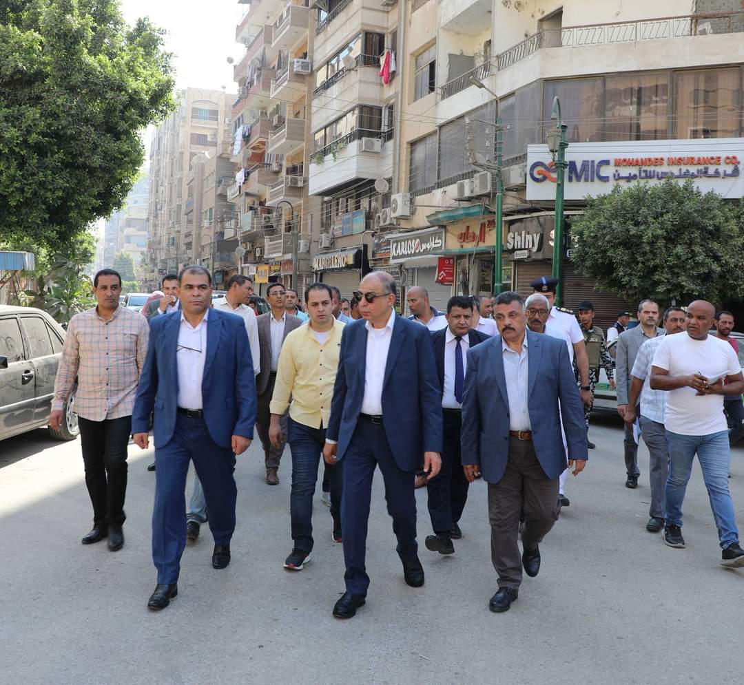محافظ المنيا يقود حملة تفتيشية مفاجئة بعدد من القطاعات الخدمية المختلفة