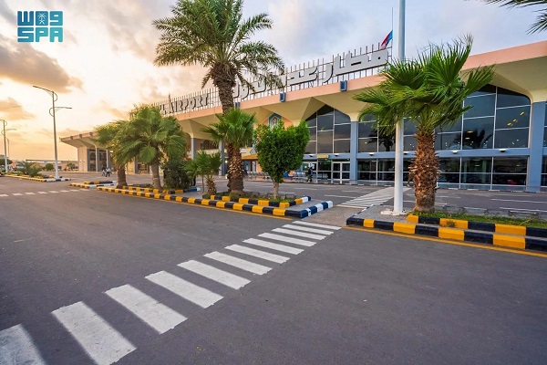 البرنامج السعودي لتنمية وإعمار اليمن يدعم قطاع النقل 