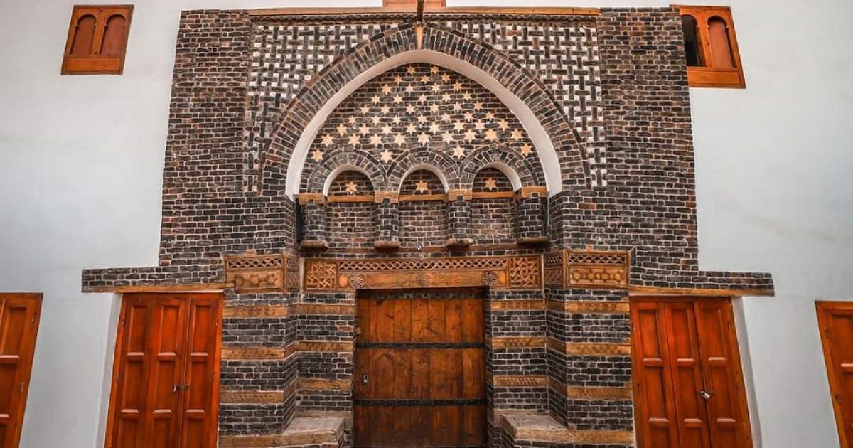 وكالة الجداوي بإسنا أثر فريد على درب الأربعين