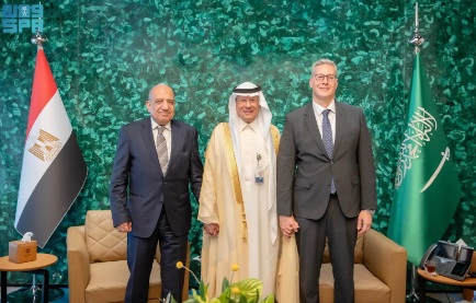 مصر والسعودية تبحثان أوجه التعاون في مجالات البترول والكهرباء والطاقة المتجددة