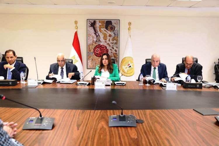 أبرزهم في قنا وسوهاج.. استبعاد المحالين للمحاكمات من مسابقة المحليات 















