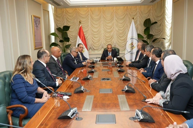 ‏‎وزير الخارجية يوجه قطاع الهجرة بأهمية إعطاء الأولوية لملف الاقتصاد والاستثمار 