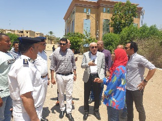 جولة جديدة لمحافظ الأقصر فى الشارع وتعليمات مشدده بحسن معاملة المواطن