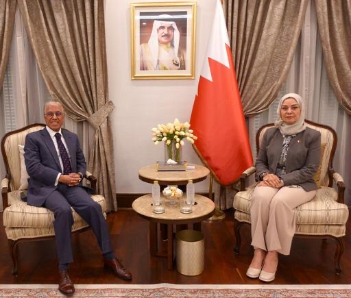 سفيرة البحرين بالقاهرة  ونظيرها المغربي يبحثان أوجه التعاون بين البلدين
