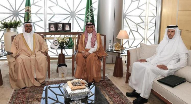 مندوب السعودية لدى الجامعة العربية يستقبل رئيس البرلمان العربي

