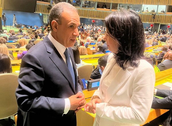 وزير الخارجية يبحث مع نظيرته الألمانية جهود خفض التصعيد في المنطقة 