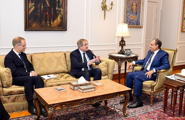السفير البريطاني يؤكد التزام المملكة المتحدة بتعزيز الشراكة التجارية مع مصر







