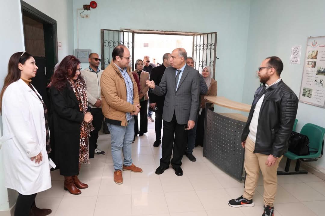 اللواء كدوانى يتفقد مركزين طبيين بالحي المتميز و“ابني بيتك 2” ويعاين قطعة أرض لإنشاء مستشفى جديد 