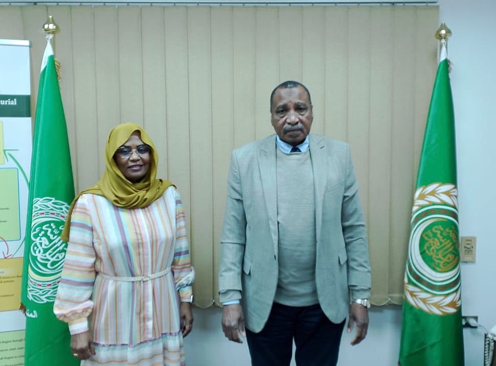 مدير المنظمة العربية للتنمية الزراعية يبحث مع الرئيس التنفيذي لبنك الخرطوم سبل تعزيز التعاون المشترك