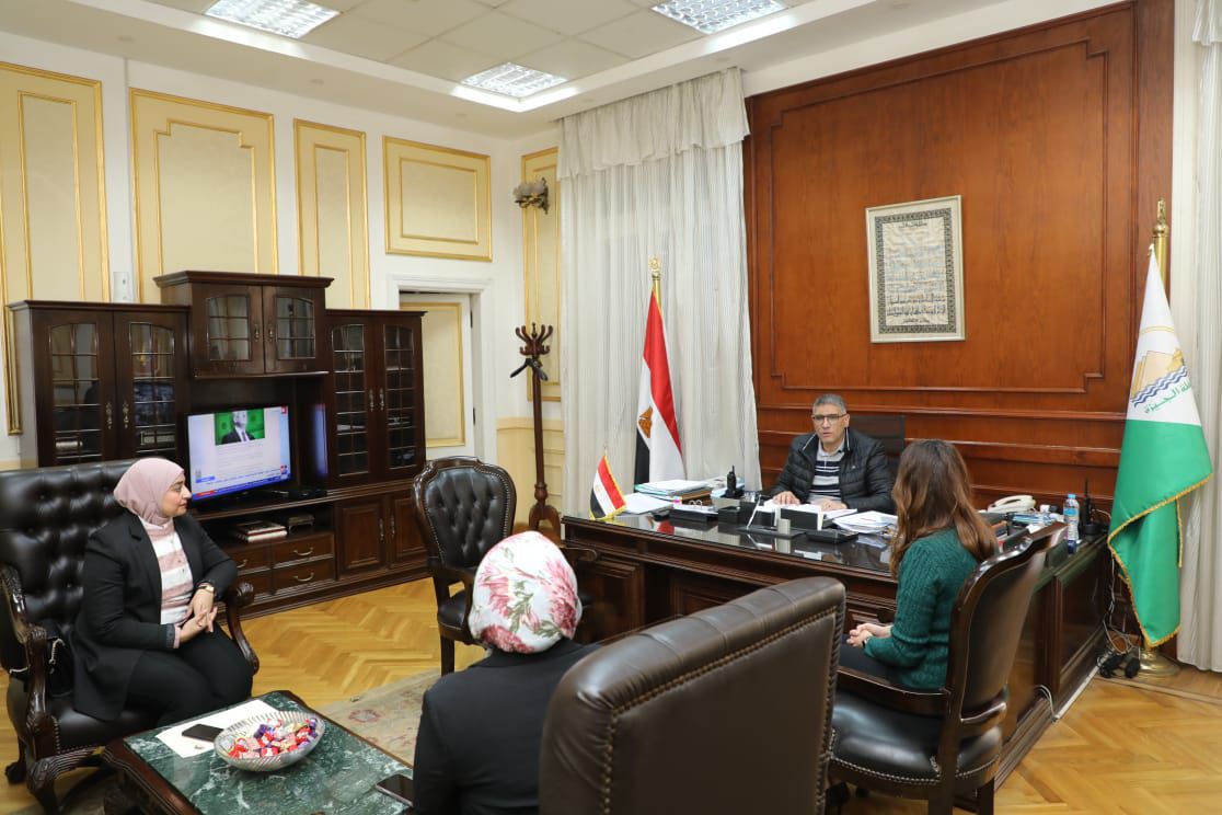 محافظ الجيزة يلتقي متدربات الأكاديمية الوطنية للتدريب ضمن  فعاليات برنامج 