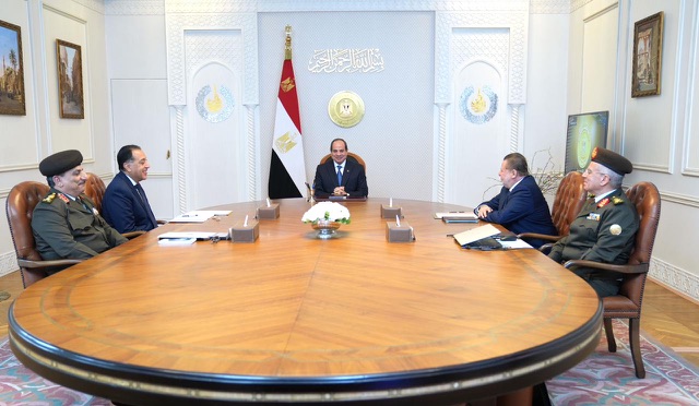السيسي يوجّه بمواكبة التطورات في الخدمات المصرفية الرقمية لدعم التحول الرقمي والتنمية المستدامة