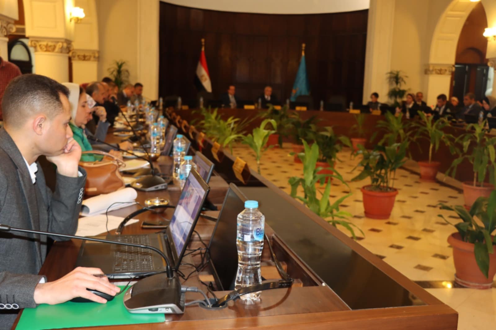 مجلس خدمة المجتمع يدرس ترشيد استهلاك الطاقة بجامعة الإسكندرية
