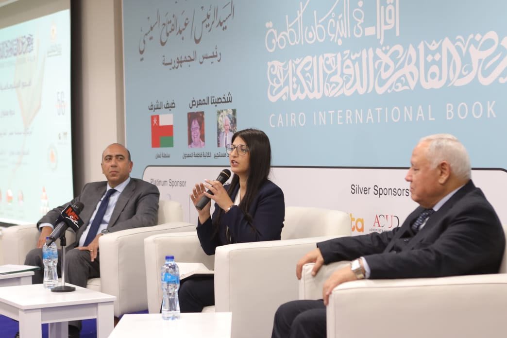 إيهاب عوض وفليفل يشيدان بدور مصر خلال ندوة 