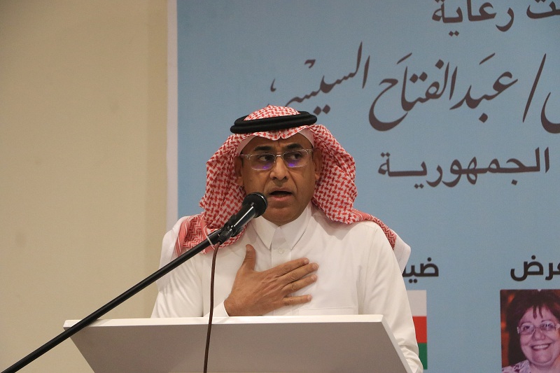 أمسية شعرية تجمع مبدعي العرب في ختام فعاليات رابع أيام معرض القاهرة الدولي للكتاب

