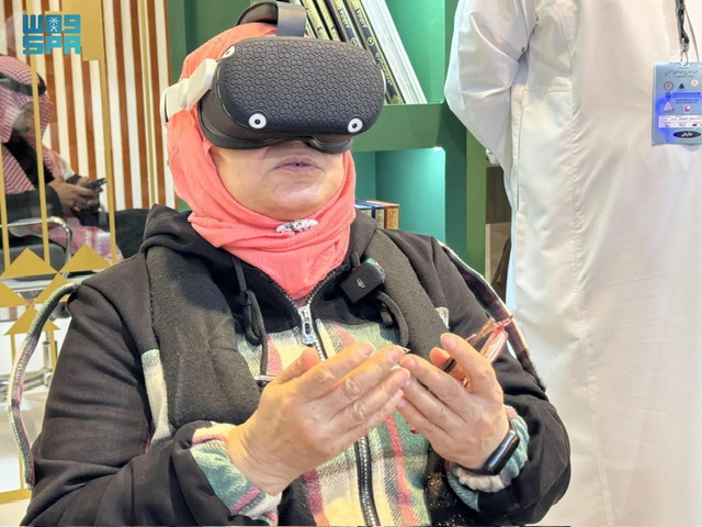 ركن وزارة الشؤون الإسلامية بالجناح السعودي يجذب زوار معرض القاهرة الدولي للكتاب