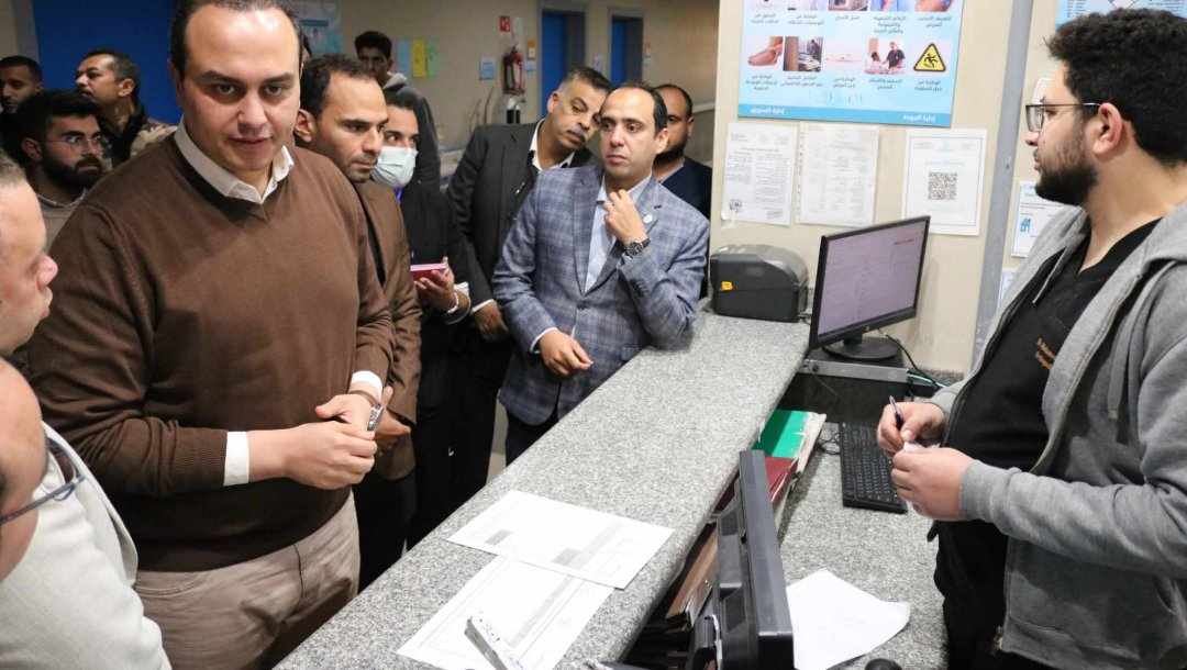«السبكي» يواصل جولاته الميدانية بعد حركة التكليفات الموسعة بالهيئة العامة للرعاية الصحية 

