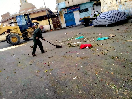 رفع 91 طن قمامة وتراكمات خلال حملات نظافة مكثفة بمدينة الأقصر

