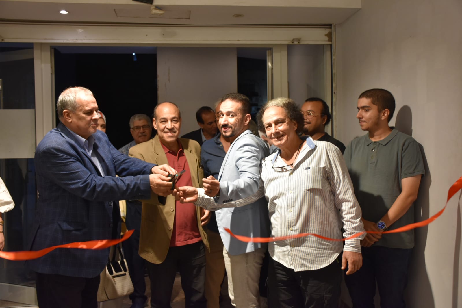 بالصور.. افتتاح معرض “أطلال” للفنان حسين قطنه بجاليري ضي المهندسين