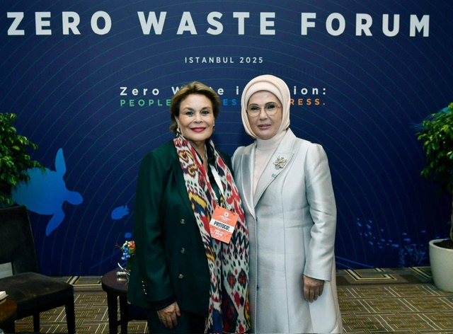 قرينة الرئيس التركي تستقبل راوية منصور في منتدى 