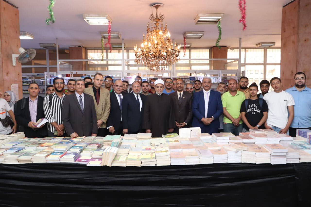 سلامة داوود وخالد أبو الليل يفتتحان معرض الكتاب بجامعة الأزهر بتخفيضات كبيرة للطلاب والباحثين