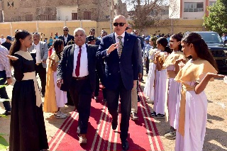 محافظ الأقصر يدشن مبادرة 