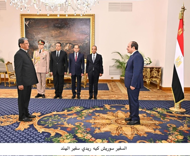 السفير الهندي يقدم أوراق اعتماده للرئيس السيسي ويؤكد تطلعه لتعزيز الشراكة بين البلدين